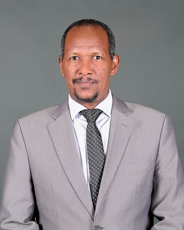 Dr. Musaddag Elrayah