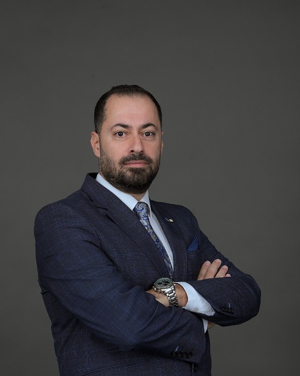 Dr. Salim Yaacoub